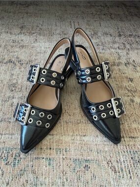 Mix No 6 feminine Buckle Ballerina flat